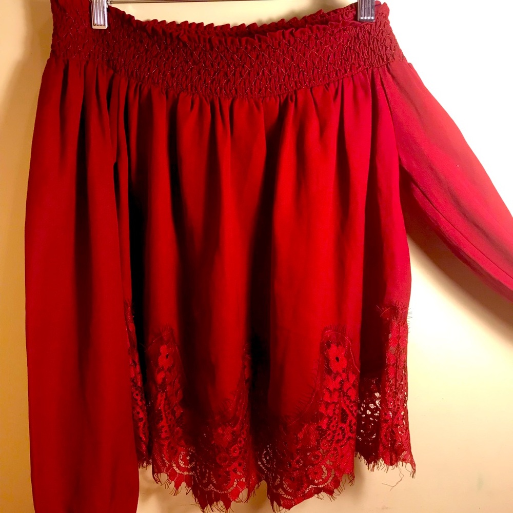 Abercrombie & Fitch. Off the Shoulder Top